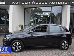 Zwart Gebruikt 2020 VW Polo Comfortline Hatchback | € 9.999 (Goede deal)
