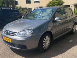 Grijs Gebruikt 2007 VW Golf V Hatchback | € 2.600 (Eerlijke prijs)
