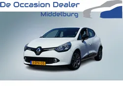 Hatchback Gebruikt 2015 Renault Clio IV Night&Day Hatchback | € 7.450 (Eerlijke prijs)