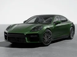 Groen Nieuw 2024 Porsche Panamera 4 Sedan | € 190.510 (Iets duurder)