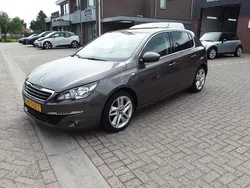 Grijs Gebruikt 2016 Peugeot 308 Style Hatchback | € 10.650 (Eerlijke prijs)