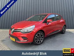 Rood Gebruikt 2019 Renault Clio IV Zen Hatchback | € 9.250 (Eerlijke prijs)
