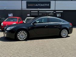 Zwart Gebruikt 2011 Opel Insignia OPC Hatchback | € 11.950 (Eerlijke prijs)