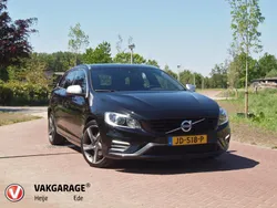 Zwart Gebruikt 2016 Volvo V60 R-Design Stationwagen | € 17.390 (Eerlijke prijs)