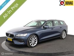 Blauw Gebruikt 2018 Volvo V60 Momentum Stationwagen | € 24.450 (Eerlijke prijs)
