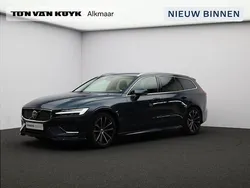 Blauw Gebruikt 2025 Volvo V60 Core Stationwagen | € 57.950 (Duur)