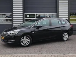 Zwart Gebruikt 2020 Opel Astra Edition Stationwagen | € 11.940 (Eerlijke prijs)