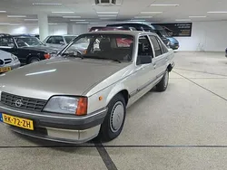Grijs Gebruikt 1987 Opel Rekord Sedan | € 8.950