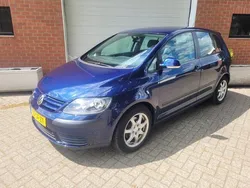 Blauw, metallic lak Gebruikt 2006 VW Golf Plus MPV | € 1.999 (Eerlijke prijs)