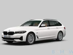 Wit Gebruikt 2021 BMW 530e Executive Stationwagen | € 35.945 (Super prijs)