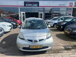 Grijs Gebruikt 2006 Toyota Aygo Hatchback | € 1.950 (Eerlijke prijs)