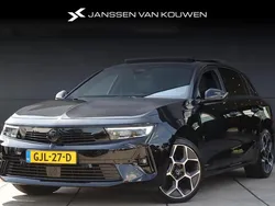 Zwart Gebruikt 2023 Opel Astra Ultimate Hatchback | € 28.885 (Eerlijke prijs)