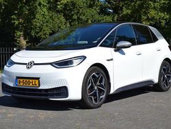 Wit, metallic lak Gebruikt 2020 VW ID.3 Edition Hatchback | € 16.999 (Eerlijke prijs)