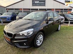 Zwart Gebruikt 2017 BMW 216 Executive Stationwagen | € 13.750 (Super prijs)
