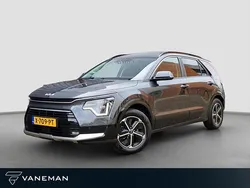 Grijs Gebruikt 2024 Kia Niro SUV | € 33.445 (Eerlijke prijs)