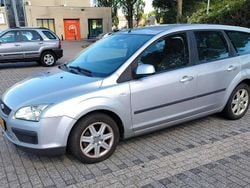 Zilver Gebruikt 2006 Ford Focus Ambiente Stationwagen | € 500 (Goede deal)