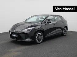 Wit Nieuw 2025 MG MG4 EV Hatchback | € 24.995 (Super prijs)