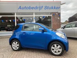 Blauw Gebruikt 2012 Toyota iQ Hatchback | € 4.250 (Eerlijke prijs)