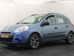 Blauw Gebruikt 2010 Renault Clio GrandTour Stationwagen | € 2.350 (Eerlijke prijs)