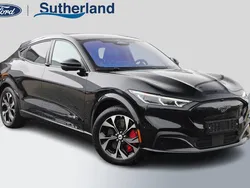 Zwart Gebruikt 2024 Ford Mustang Mach-E Premium SUV | € 45.900 (Iets duurder)