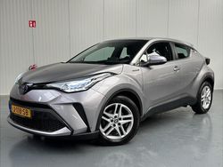 Grijs Gebruikt 2020 Toyota C-HR Active SUV | € 20.799 (Eerlijke prijs)
