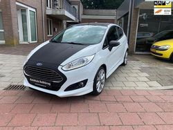 Wit Gebruikt 2013 Ford Fiesta ST-Line Hatchback | € 6.245 (Goede deal)