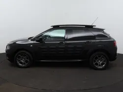 Zwart Gebruikt 2017 Citroën C4 Cactus PureTech Hatchback | € 12.950 (Duur)