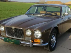 Bruinsable Gebruikt 1973 Jaguar XJ12 Sedan | € 49.000