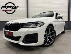 Wit Gebruikt 2022 BMW 530e M Sport Stationwagen | € 40.850 (Eerlijke prijs)
