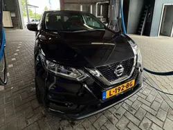 Zwart Gebruikt 2018 Nissan Qashqai Visia SUV | € 17.000 (Eerlijke prijs)