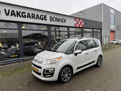 Wit (parellak) Gebruikt 2016 Citroën C3 Picasso PureTech MPV | € 7.950 (Eerlijke prijs)