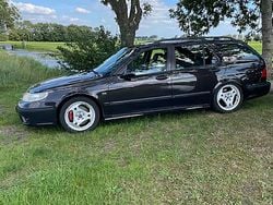 Zwart (parellak) Gebruikt 2004 Saab 9-5 Aero Stationwagen | € 1.400