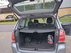 Zilver Gebruikt 2005 Opel Zafira Enjoy MPV | € 1.250