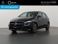 Zwart Gebruikt 2024 Mercedes B250 Luxury MPV | € 42.350 (Eerlijke prijs)