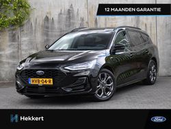 Zwart Gebruikt 2022 Ford Focus ST-Line Stationwagen | € 23.995 (Iets duurder)