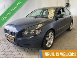 Blauw Gebruikt 2007 Volvo S40 Sedan | € 3.950 (Eerlijke prijs)