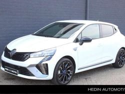 Wit Nieuw 2025 Renault Clio V Esprit Alpine Hatchback | € 30.990 (Eerlijke prijs)