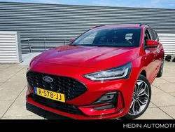 Rood Gebruikt 2022 Ford Focus Business Edition Stationwagen | € 22.945 (Iets duurder)