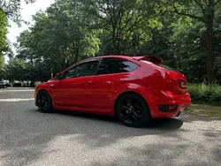 Rood Gebruikt 2007 Ford Focus ST Hatchback | € 9.250 (Eerlijke prijs)