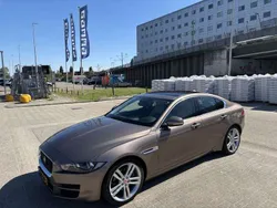 Grijs Gebruikt 2015 Jaguar XE Portfolio Sedan | € 15.750 (Goede deal)