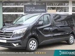 Zwart Nieuw 2024 Renault Trafic Van | € 33.892 (Goede deal)