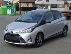 Zilver Gebruikt 2019 Toyota Yaris Sedan | € 9.900 (Eerlijke prijs)