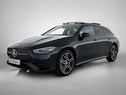 Zwart, metallic lak Nieuw 2025 Mercedes CLA250 Shooting Brake AMG line Stationwagen | € 53.863 (Eerlijke prijs)