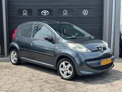 Grijs Gebruikt 2008 Peugeot 107 Urban Move Hatchback | € 1.850 (Goede deal)
