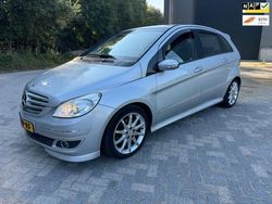 Grijs Gebruikt 2007 Mercedes B200 MPV | € 2.900 (Eerlijke prijs)