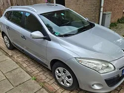 Grijs Gebruikt 2010 Renault Mégane GrandTour Authentique Stationwagen | € 1.500 (Eerlijke prijs)