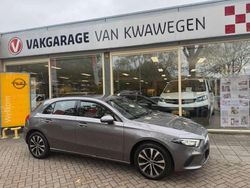 Grijs Gebruikt 2023 Mercedes A250 Business Hatchback | € 28.900 (Super prijs)