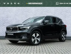 Zwart Gebruikt 2023 Volvo XC40 Core SUV | € 38.899 (Eerlijke prijs)
