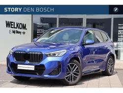 Blauw Gebruikt 2023 BMW iX1 M Sport SUV | € 45.950 (Eerlijke prijs)