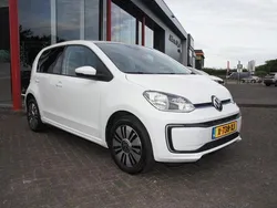 Wit Gebruikt 2022 VW e-up! Hatchback | € 16.250 (Eerlijke prijs)